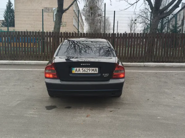 Volvo S80 - фото 2