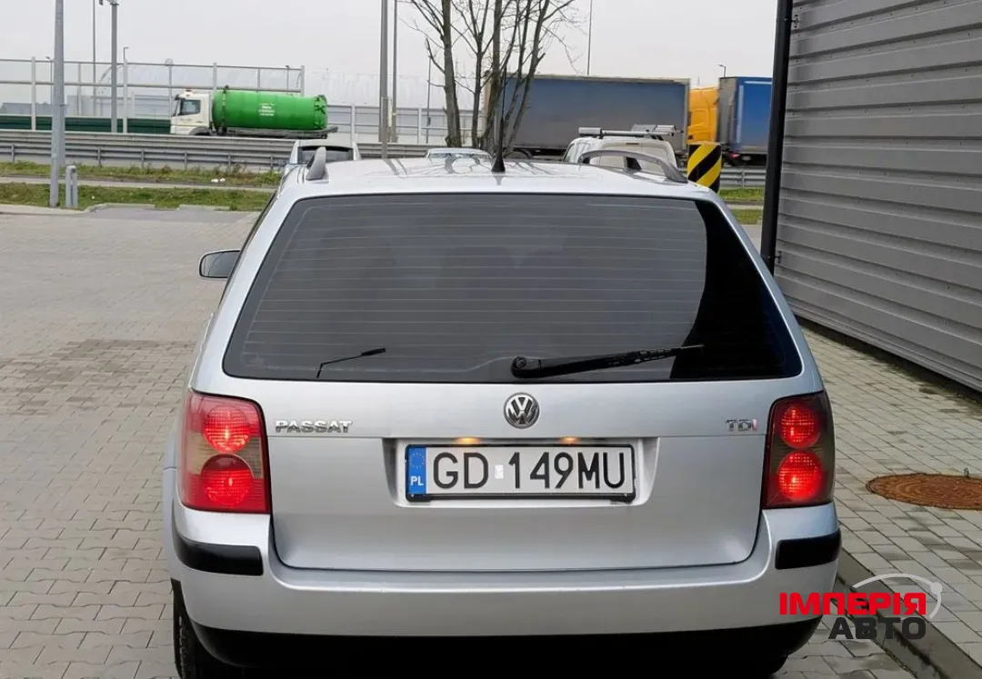 Volkswagen Passat - фото 4