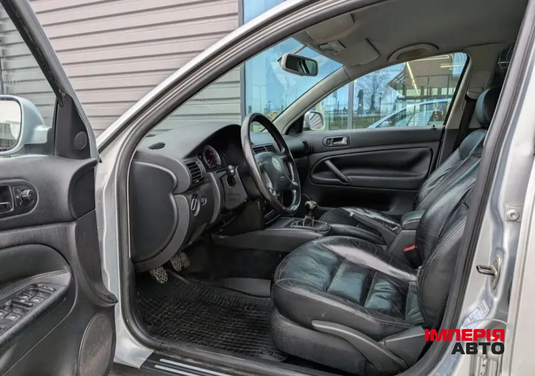 Volkswagen Passat - фото 7