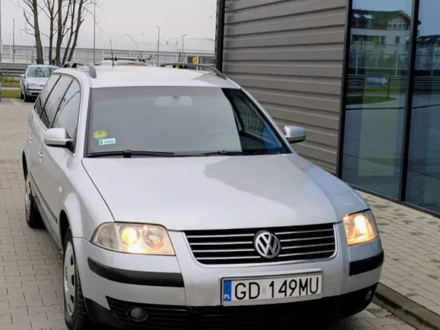 Volkswagen Passat - фото 3