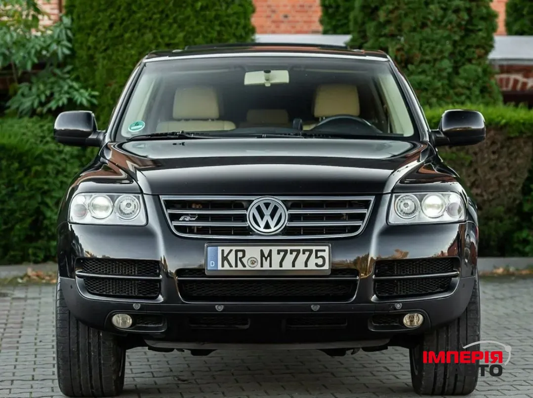 Volkswagen Touareg - фото 8