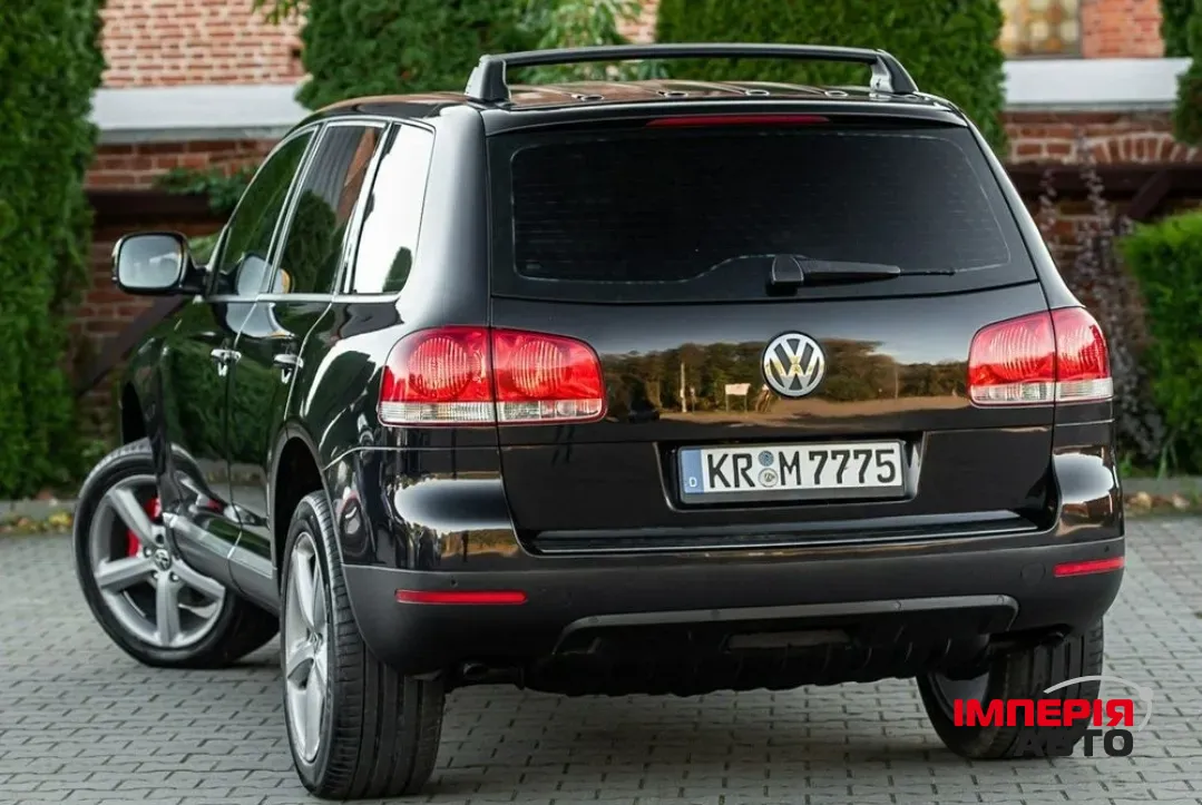 Volkswagen Touareg - фото 13