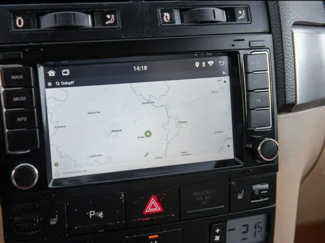 Volkswagen Touareg - фото 4