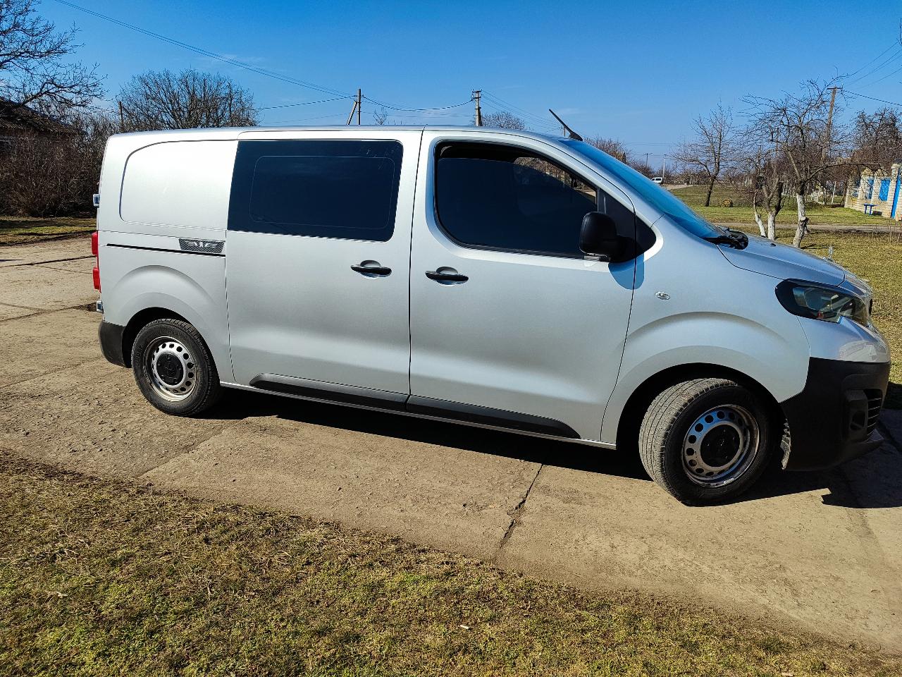 Peugeot Expert - фото 4