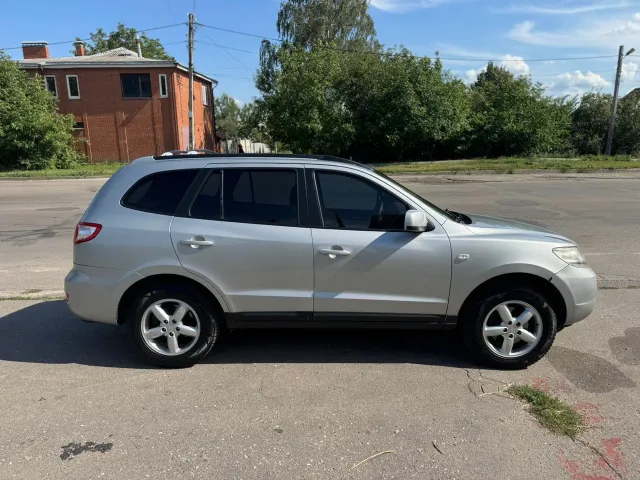 Hyundai Santa Fe - фото 3