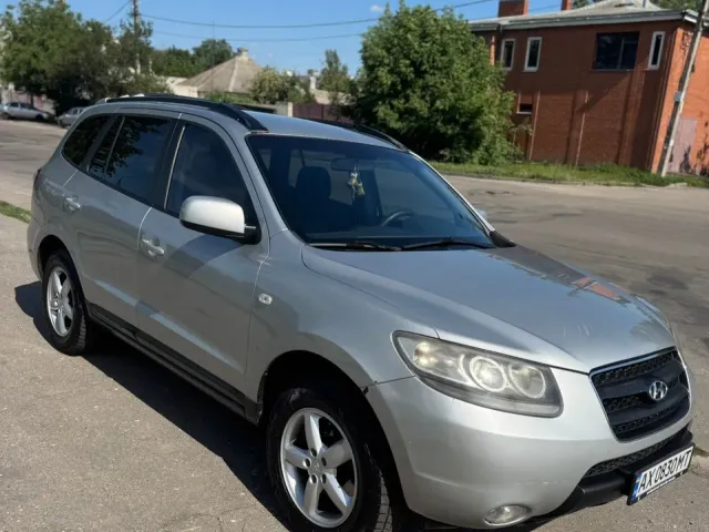 Hyundai Santa Fe - фото 2