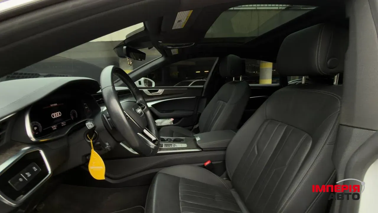 Audi A7 - фото 8