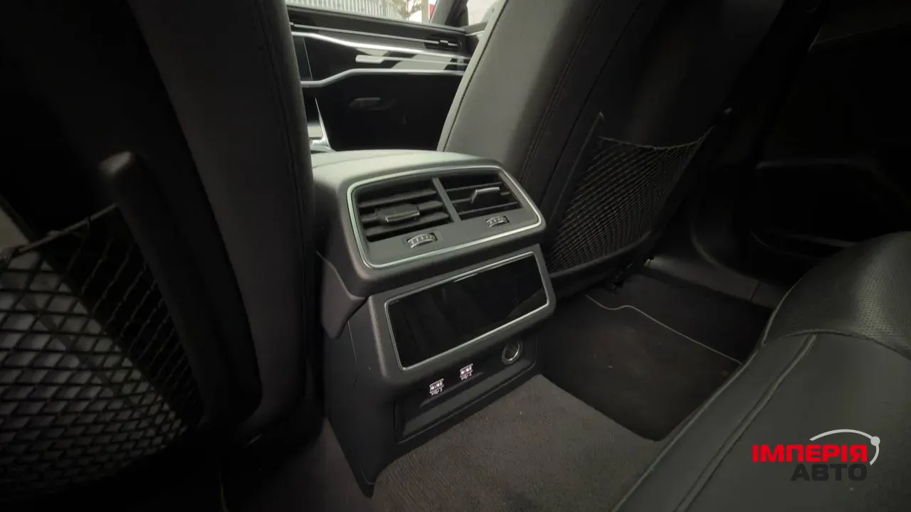 Audi A7 - фото 9