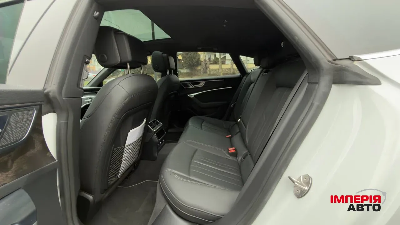 Audi A7 - фото 13