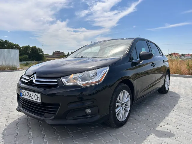Citroen C4 - фото 1