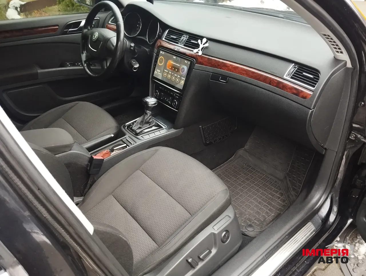 Skoda Superb - фото 9