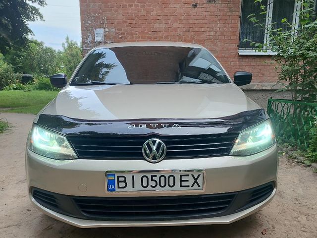 Volkswagen Jetta 2012, Лубни, $7 700 - зображення 1