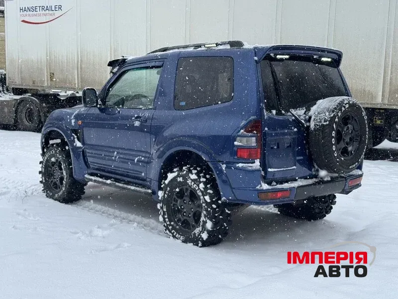 Mitsubishi Pajero - фото 6