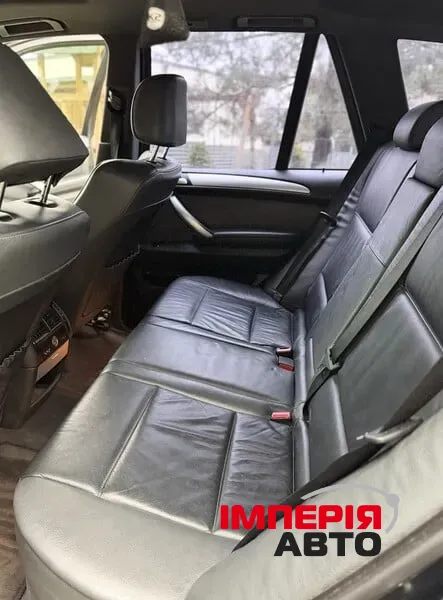 BMW X5 - фото 2
