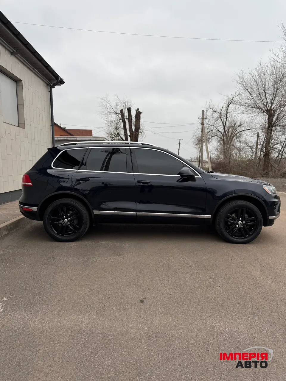Volkswagen Touareg - фото 5