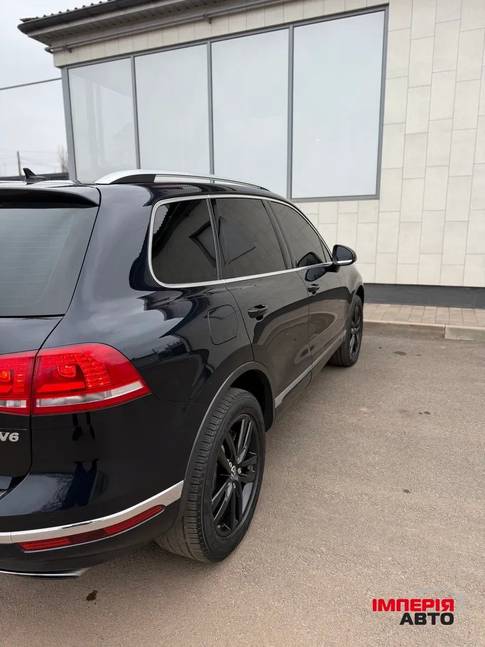 Volkswagen Touareg - фото 18