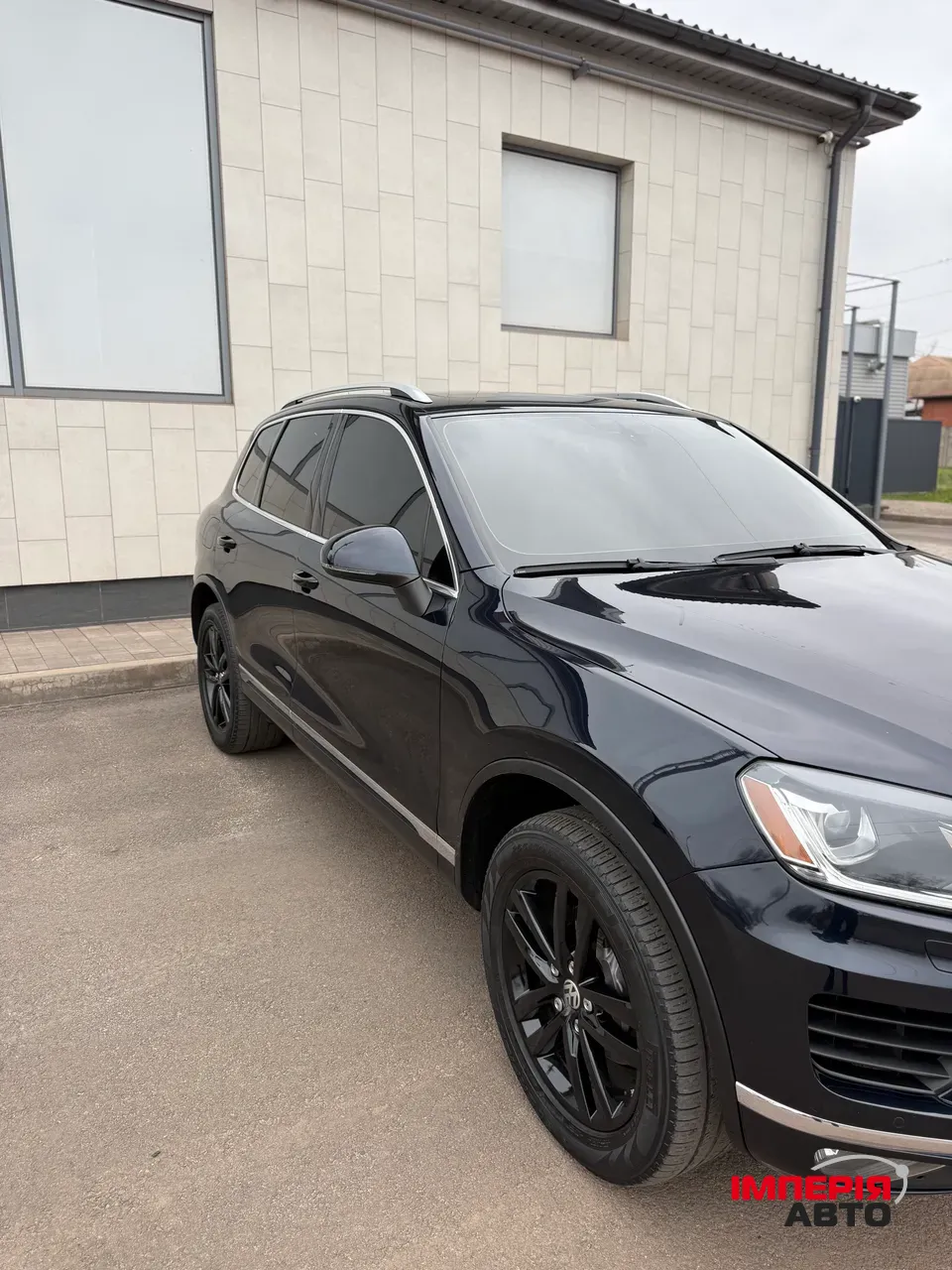 Volkswagen Touareg - фото 6