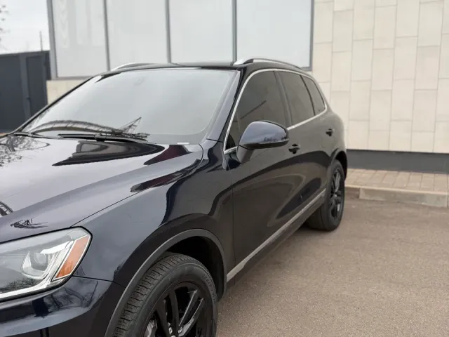 Volkswagen Touareg - фото 3