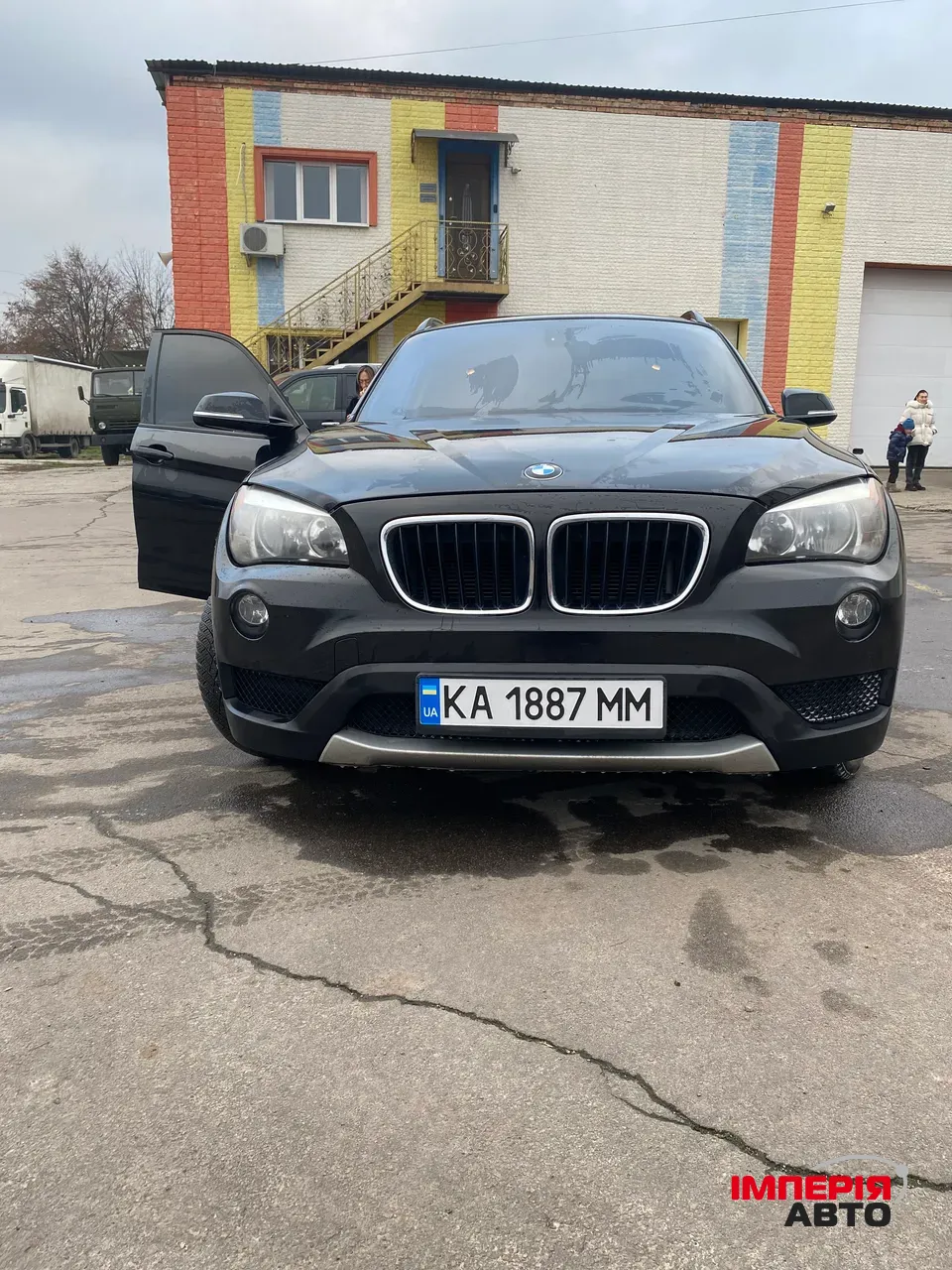 BMW X1 - фото 1