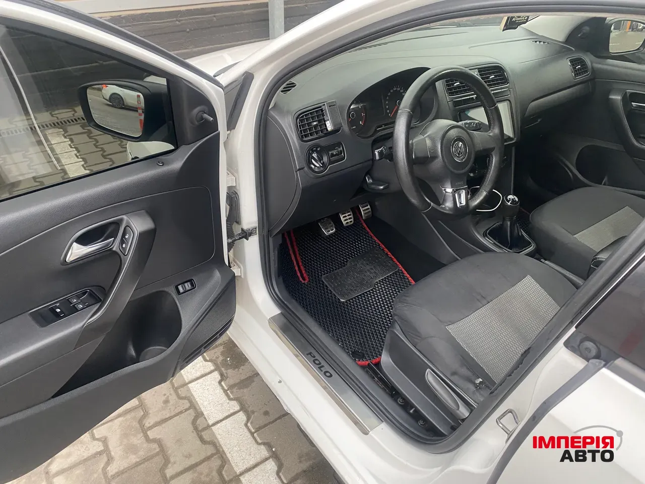Volkswagen Polo - фото 13