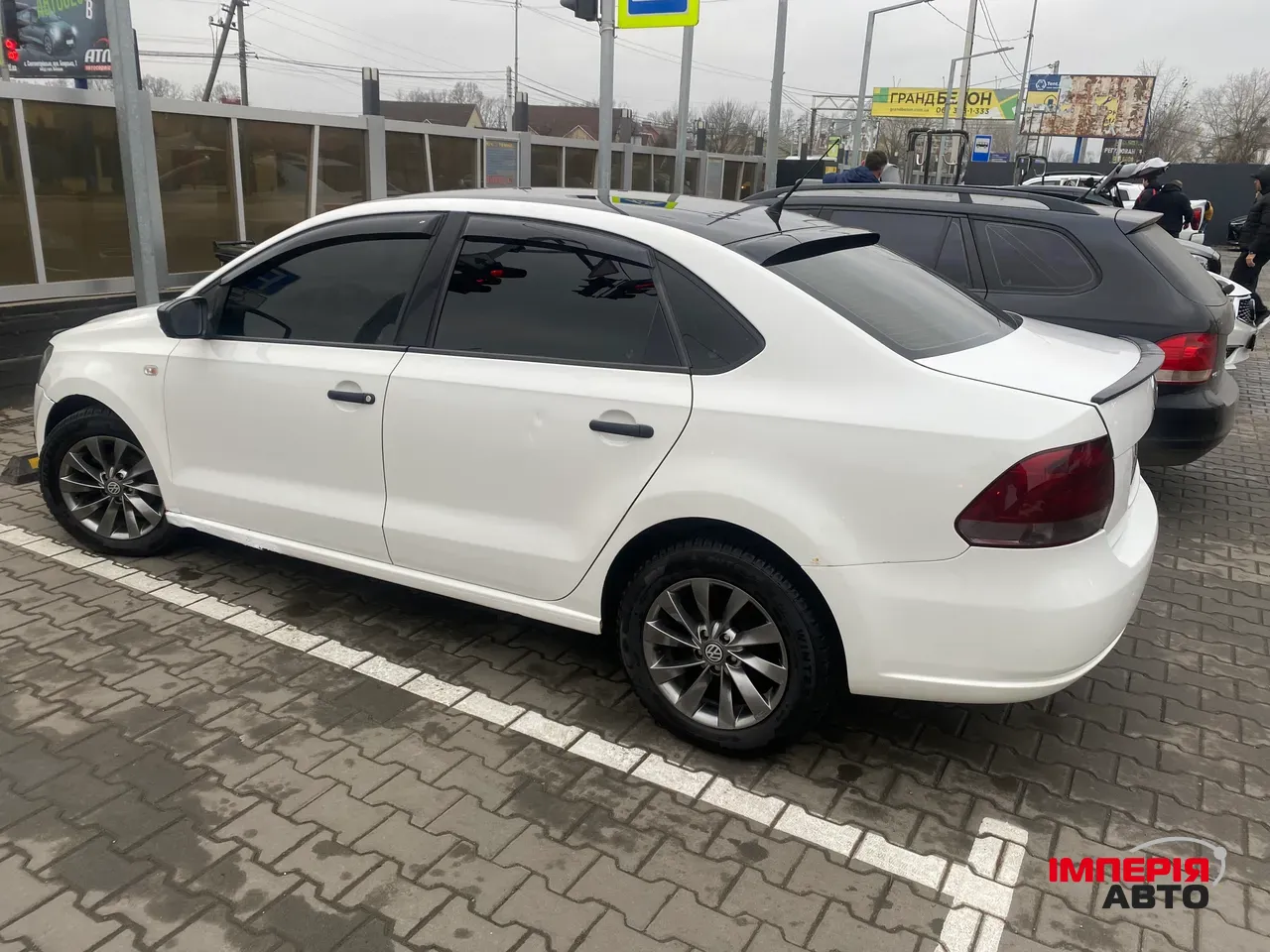 Volkswagen Polo - фото 7