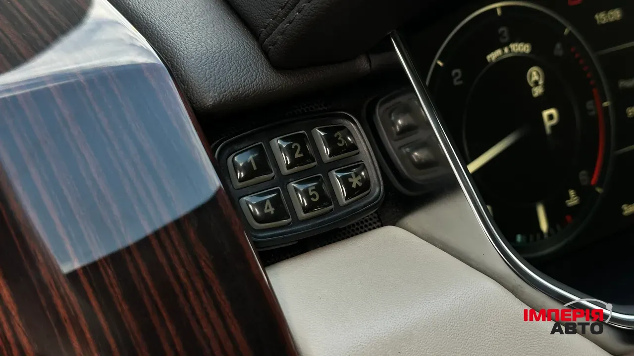 Land Rover Range Rover - фото 24