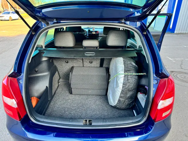 Skoda Fabia - фото 5