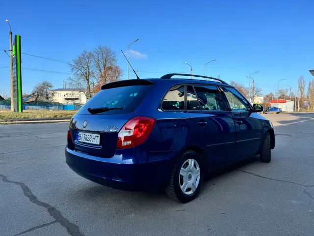 Skoda Fabia - фото 1