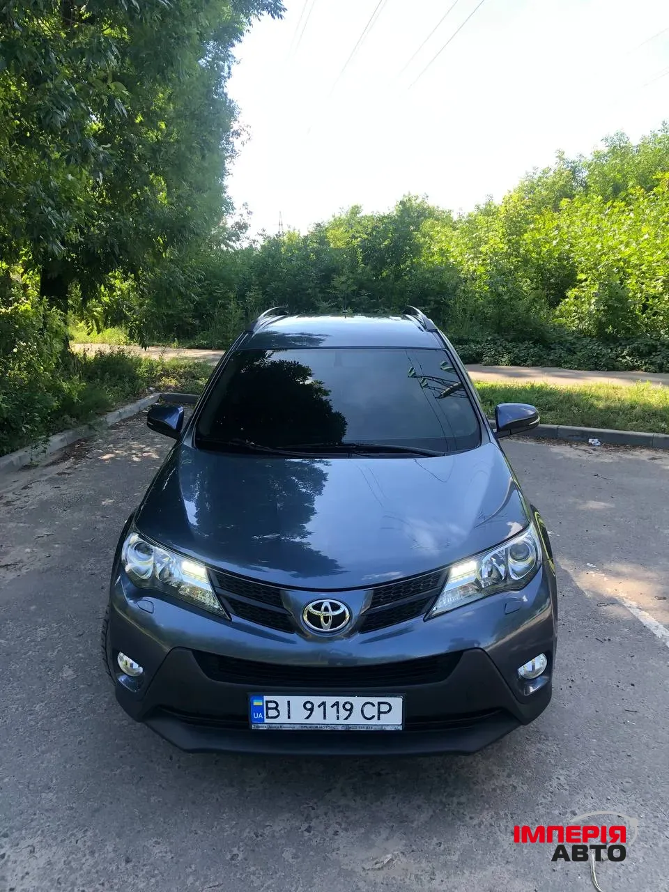 Toyota RAV4 - фото 3