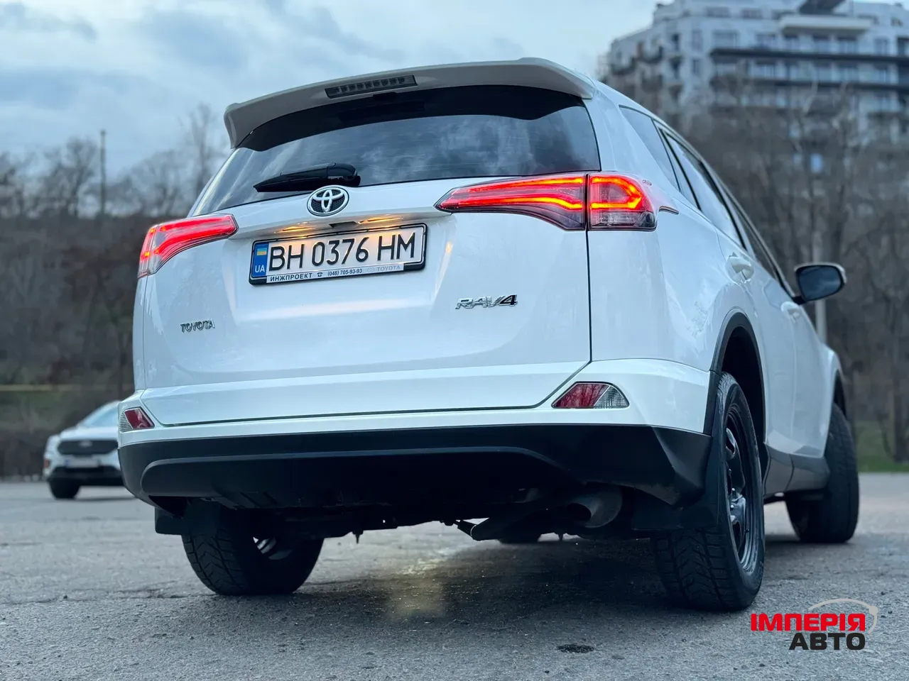 Toyota RAV4 - фото 11