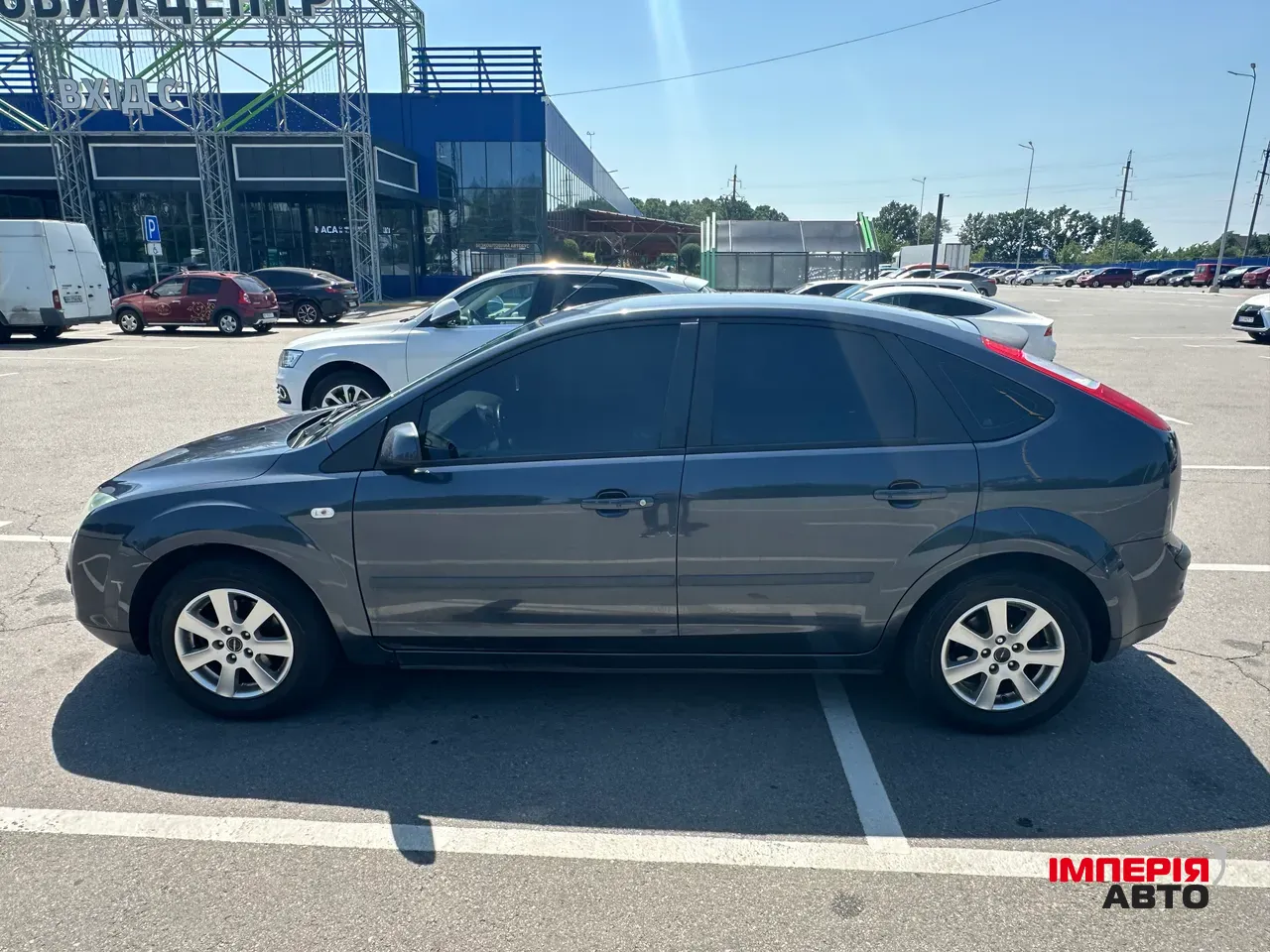 Ford Focus - фото 1