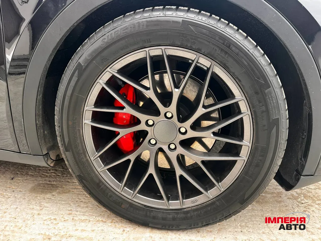 Tesla Model Y - фото 15