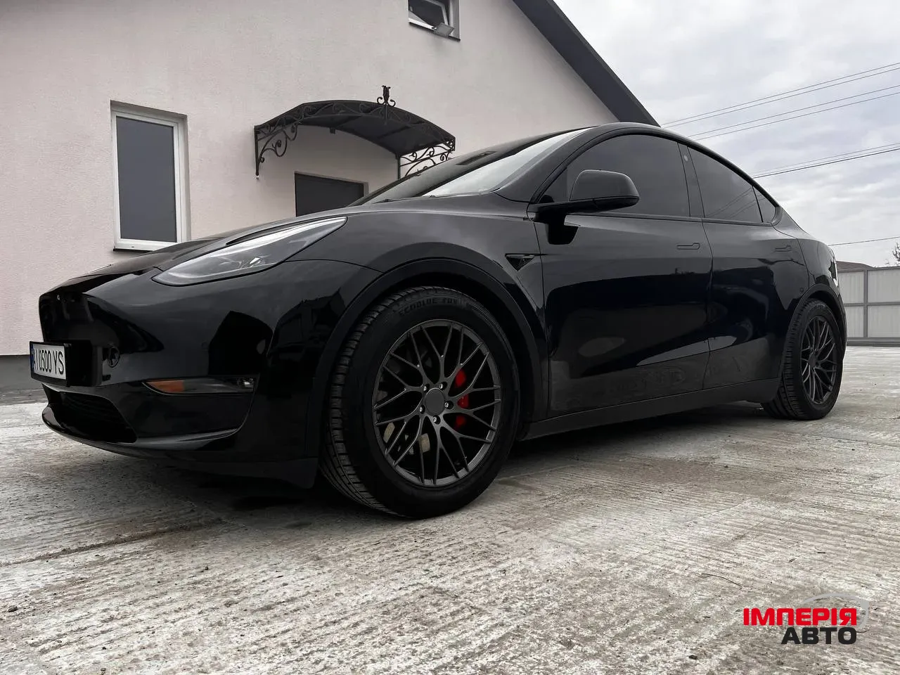 Tesla Model Y - фото 5