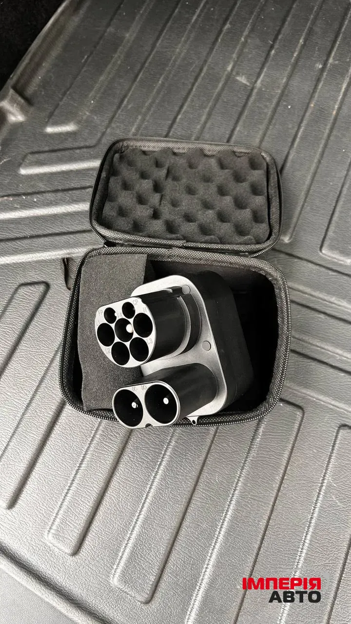 Tesla Model Y - фото 13