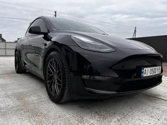 Tesla Model Y - фото 2