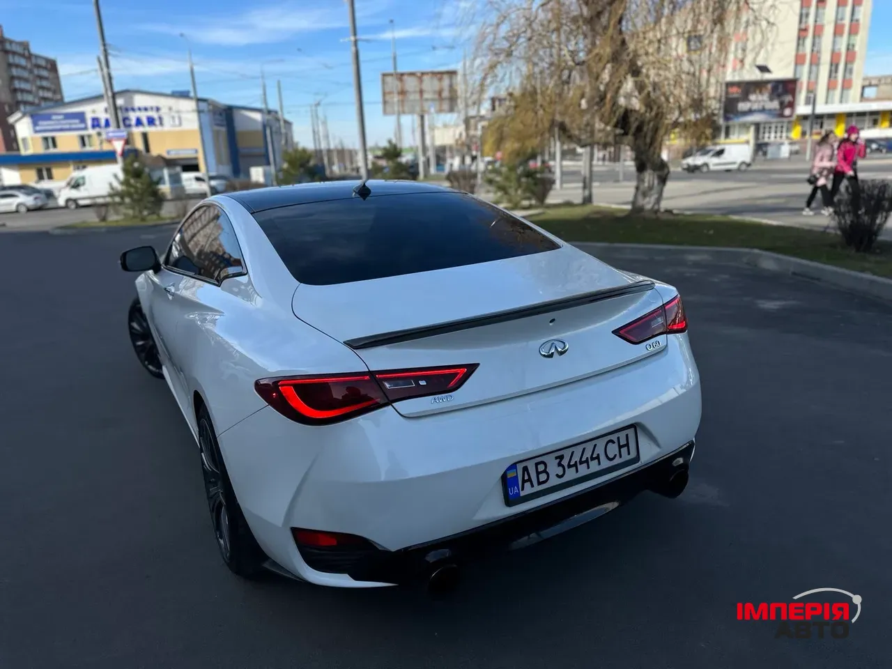 Infiniti Q60 - фото 3