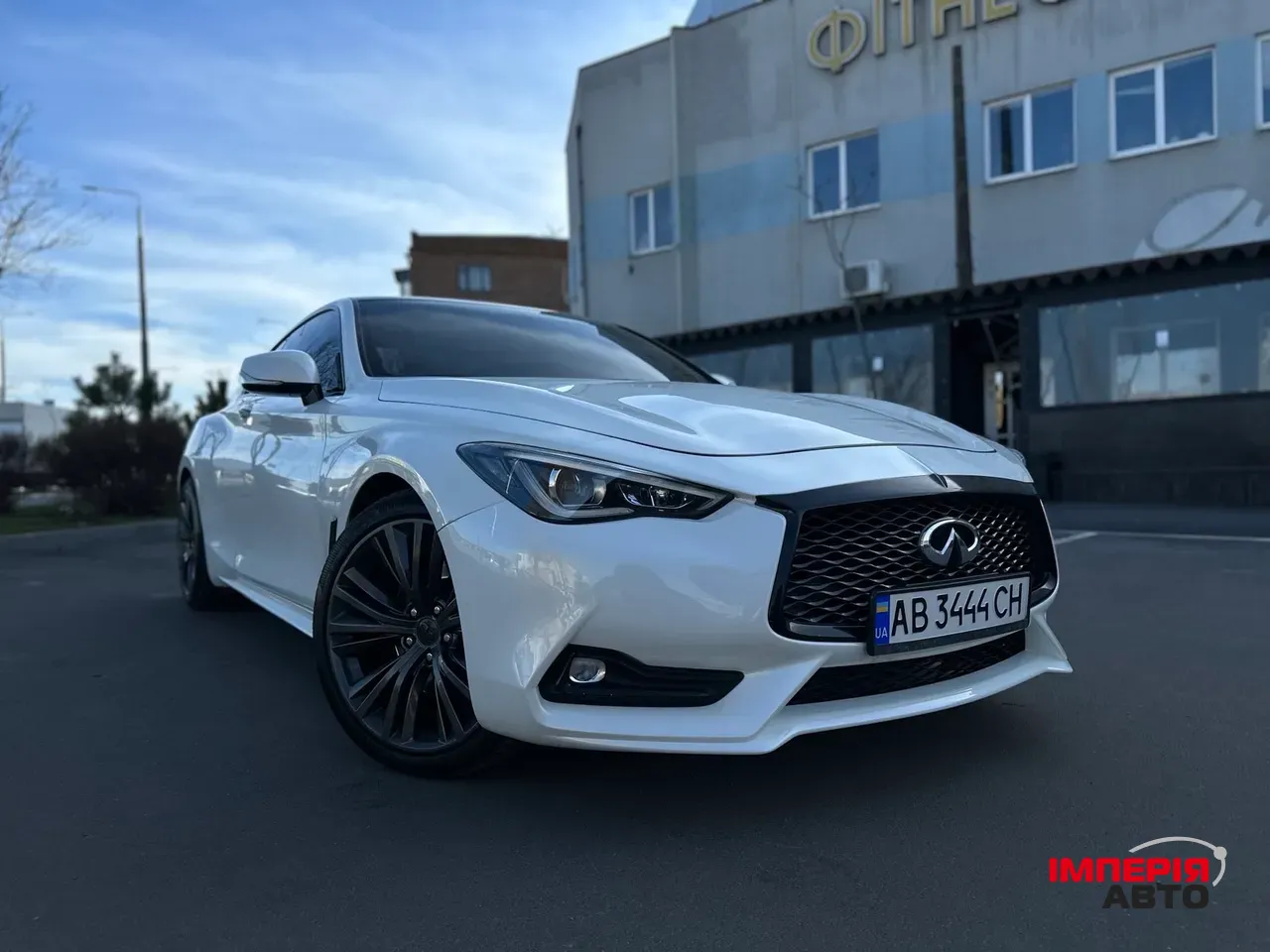 Infiniti Q60 - фото 17