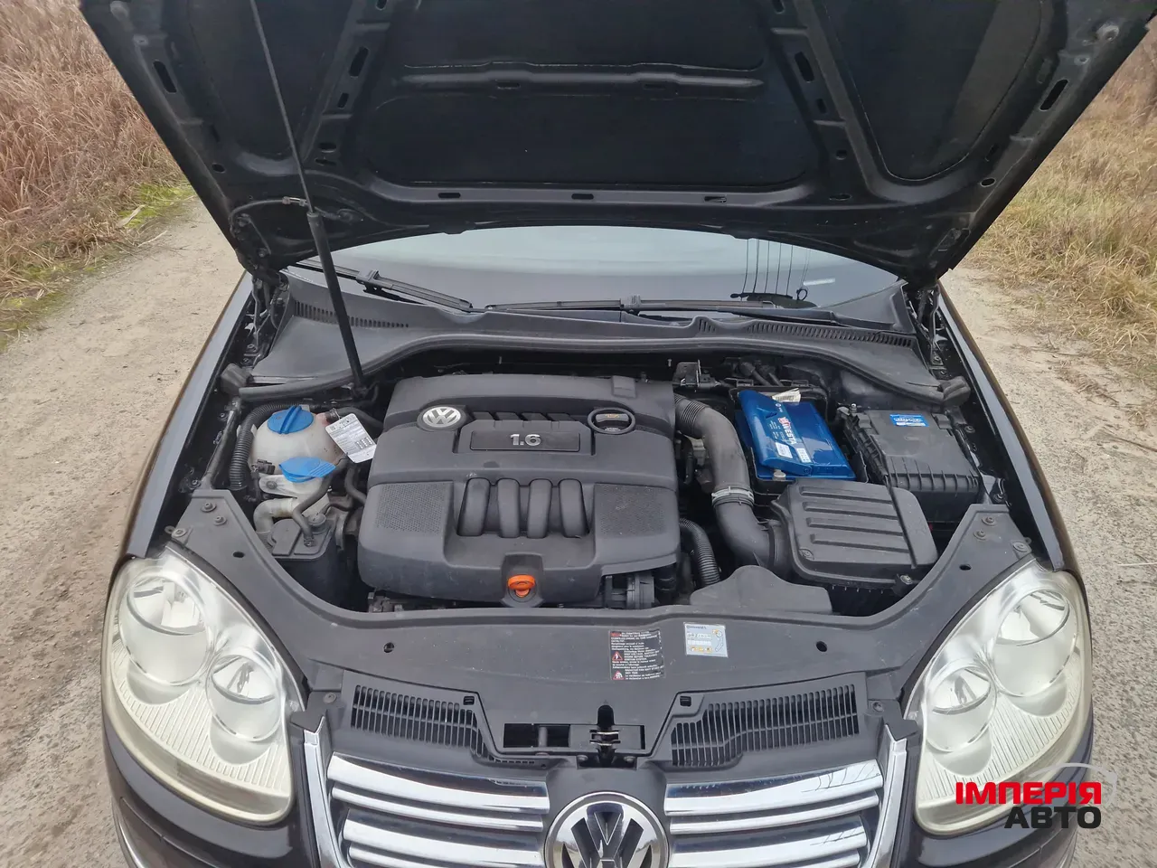 Volkswagen Jetta - фото 19