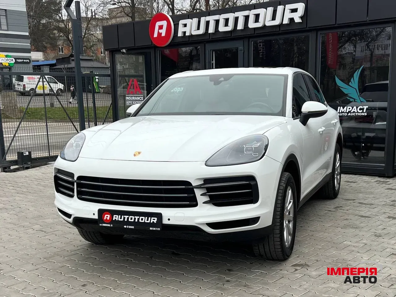 Porsche Cayenne - фото 1