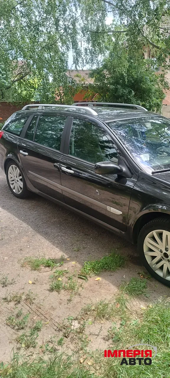 Renault Laguna - фото 5