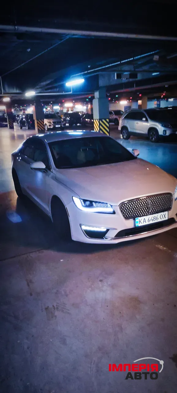 Lincoln MKZ - фото 1