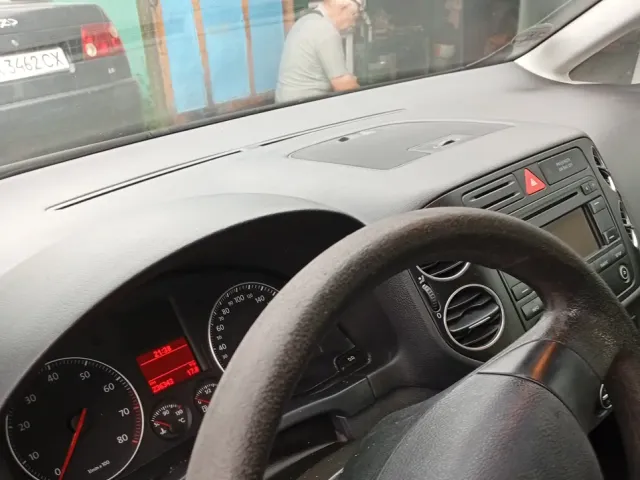 Volkswagen Golf Plus - фото 2