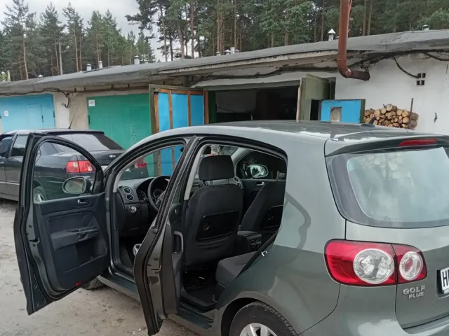 Volkswagen Golf Plus - фото 3