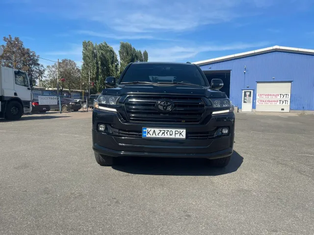 Toyota Land Cruiser - фото 3
