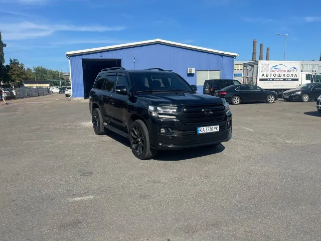 Toyota Land Cruiser - фото 2