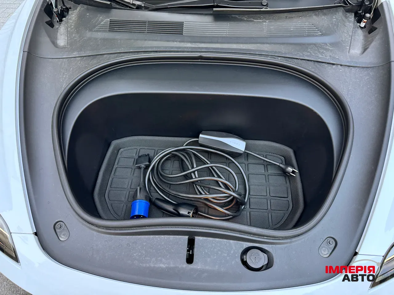 Tesla Model 3 - фото 7