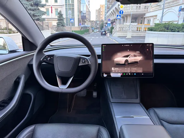 Tesla Model 3 - фото 5