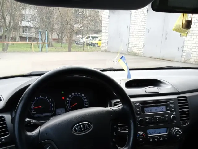 Kia Magentis - фото 4
