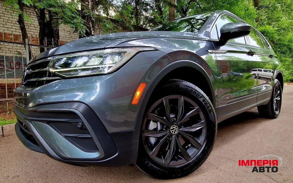 Volkswagen Tiguan - фото 3