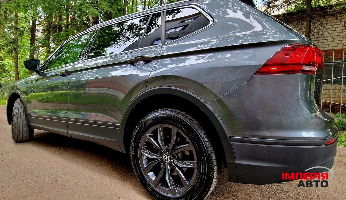 Volkswagen Tiguan - фото 6